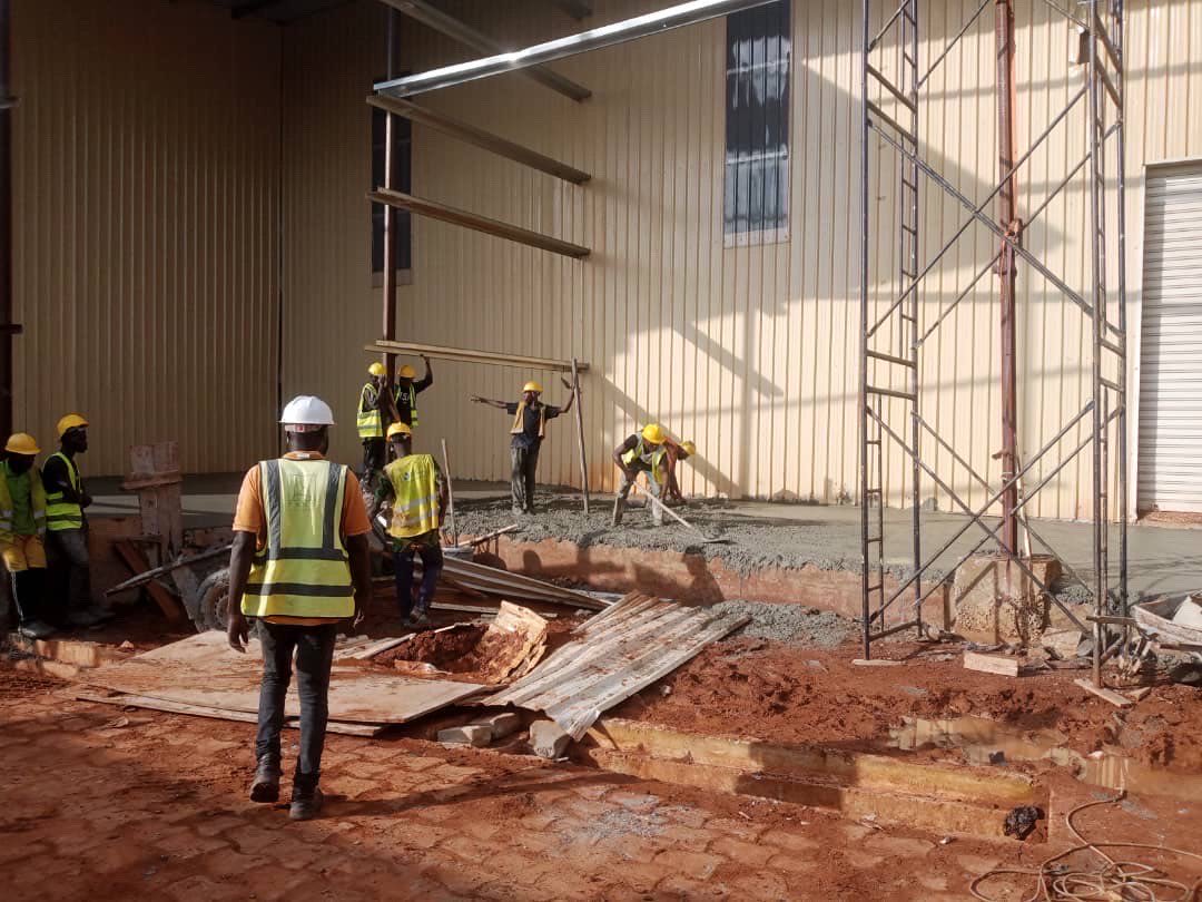 Bâtiments annexes d'usine - Construction industrielle Deep Construction Glo Djigbé