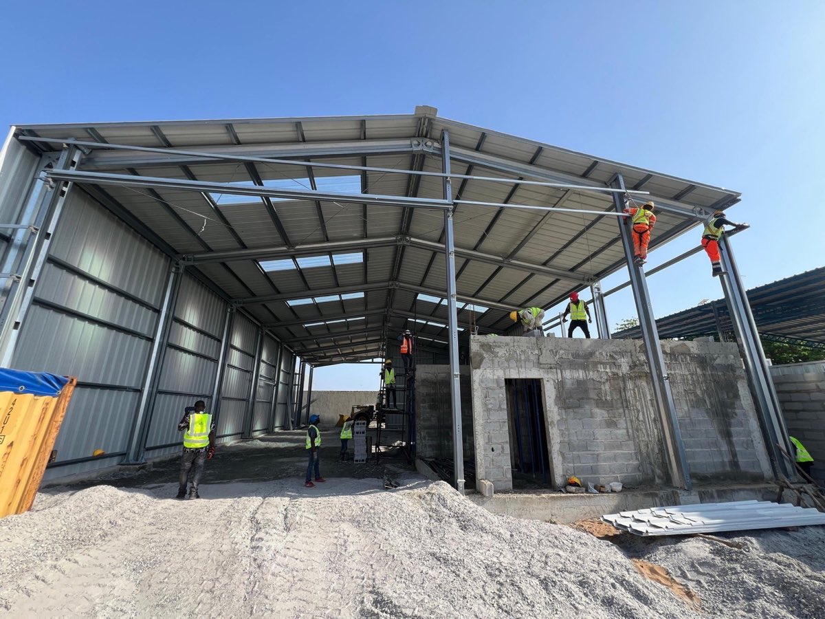 Log Hub - Centre logistique construction Deep Construction Bénin